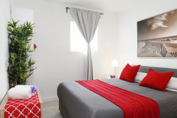 Room 105 of 245