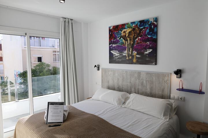 Room 26 of 55