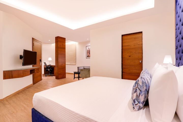 Room 12 of 60