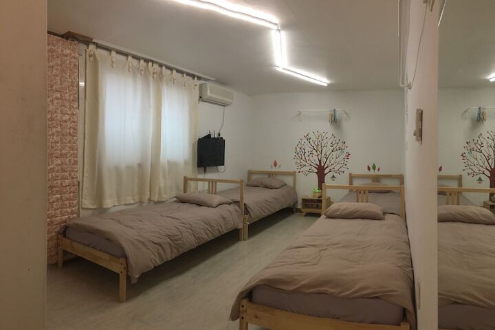 Room 16 of 47