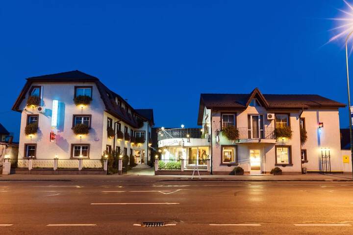 Hotel 50 of 58