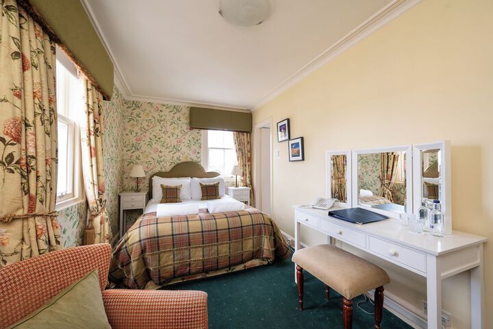 Room 42 of 88