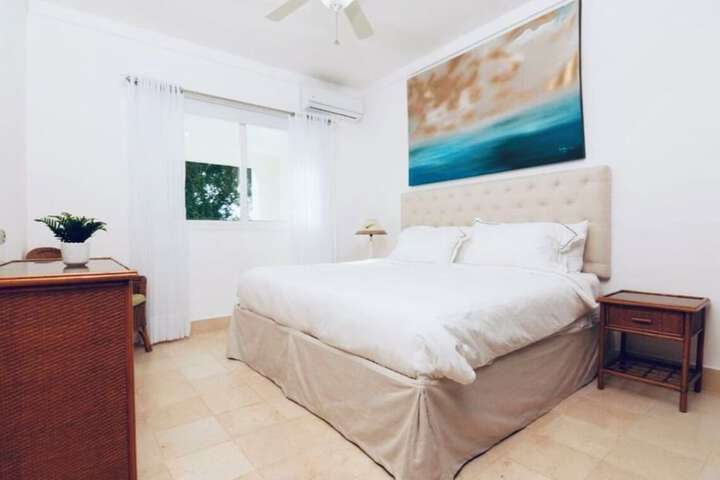 Room 6 of 46