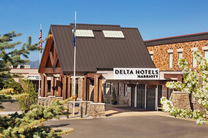 Hotel 38 of 39