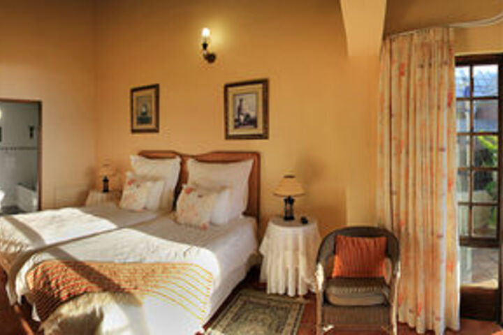 Room 15 of 37
