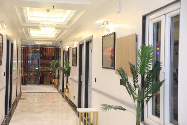 Hotel Interior 7 of 59