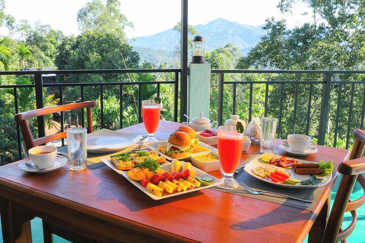 Breakfast/Coffee Service 77 of 116