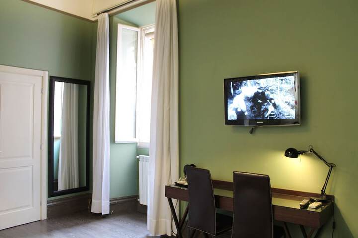 Room 26 of 62