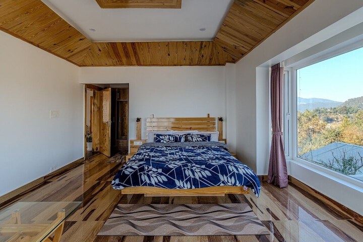 Room 5 of 23