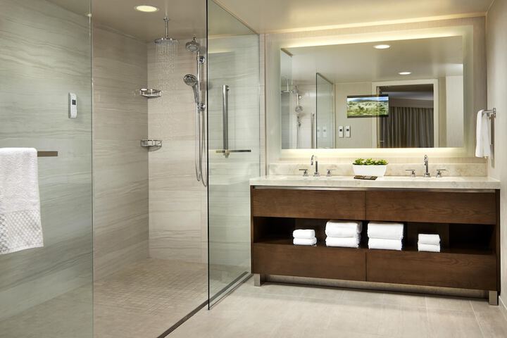 Bathroom shower