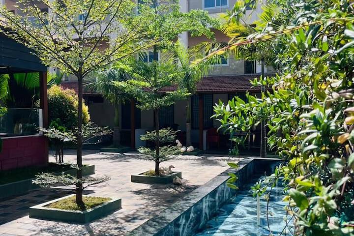 Hotel Exterior 46 of 58