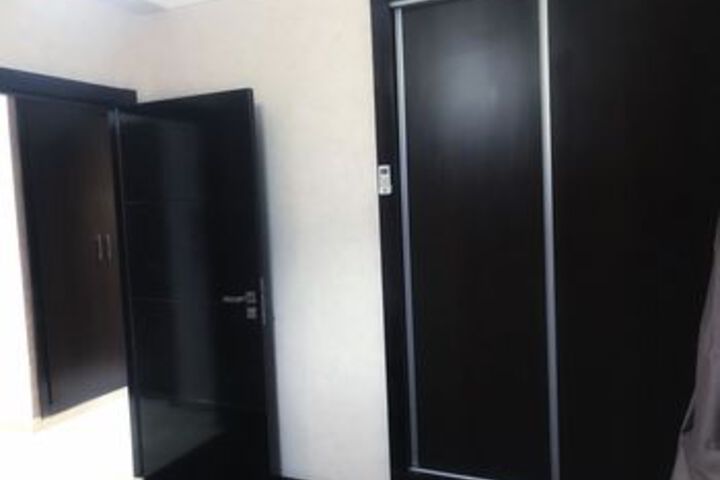 Room 7 of 18