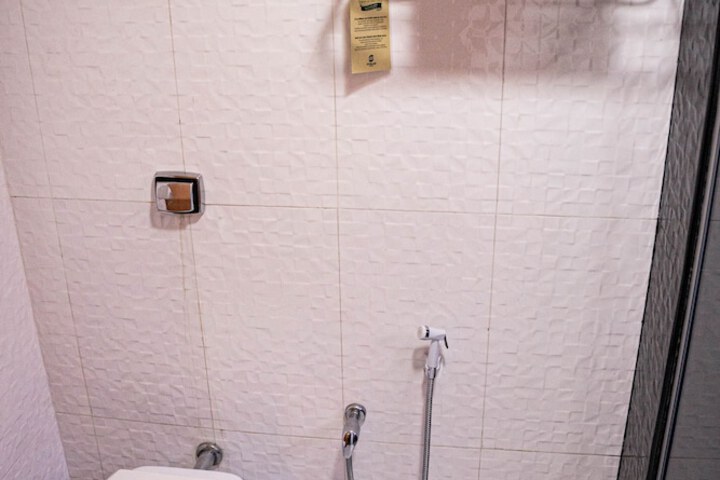 Room 57 of 93