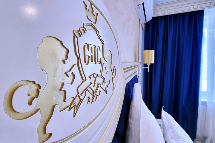 Room 9 of 52