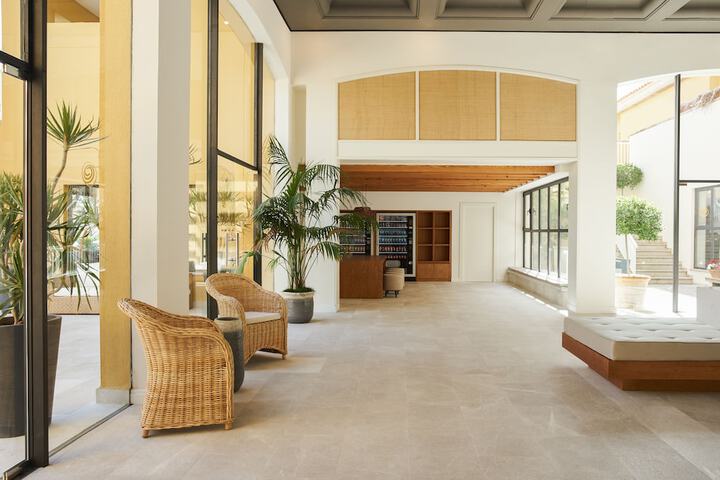 Lobby Photos