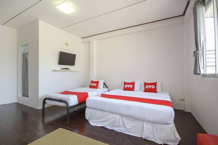 Room 28 of 47