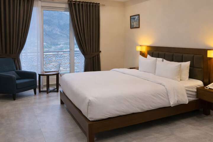 Room 20 of 80