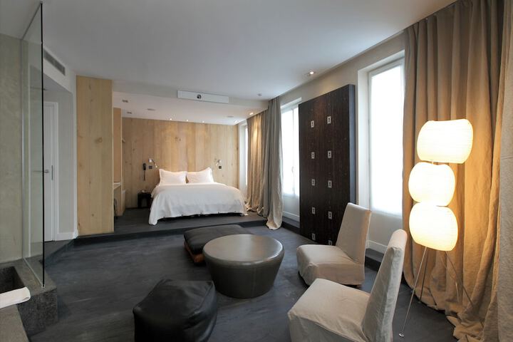 Room 31 of 139