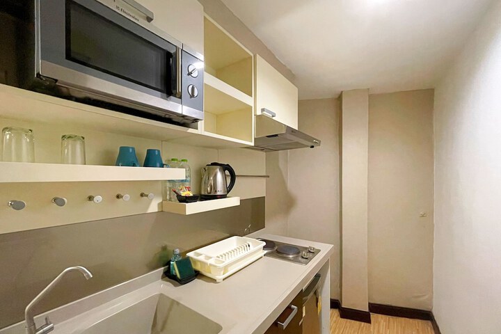 Room 8 of 31