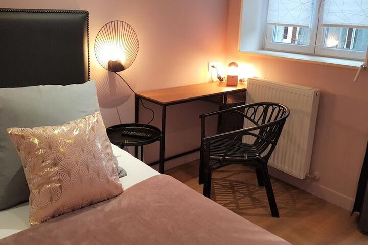 Room 16 of 45