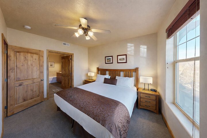 Room 2 of 55
