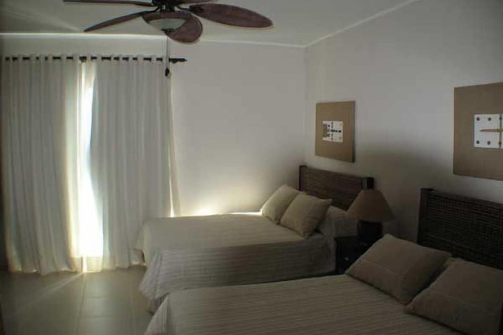 Room 7 of 37