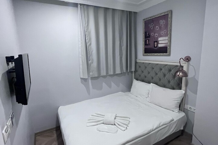 Room 14 of 53