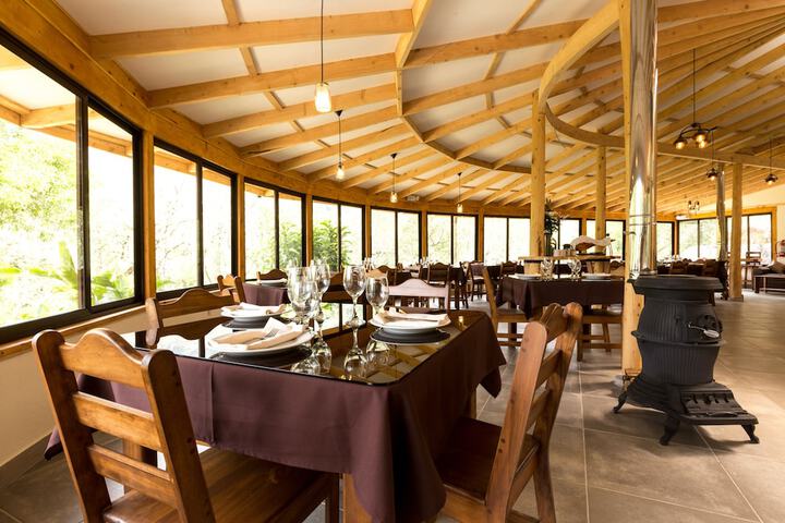Dining 92 of 118