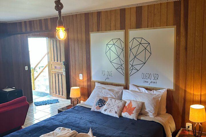 Room 20 of 166