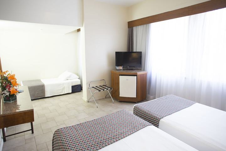 Room 8 of 47