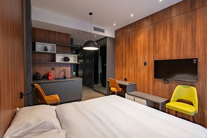 Room 31 of 46