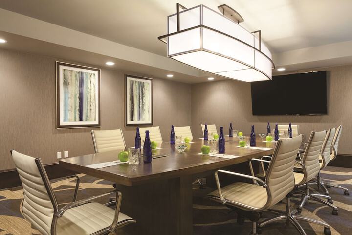 Meeting facility