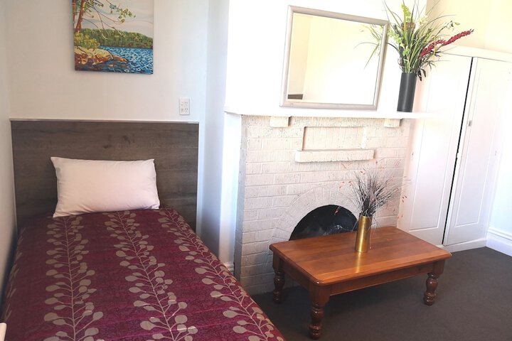 Room 13 of 61