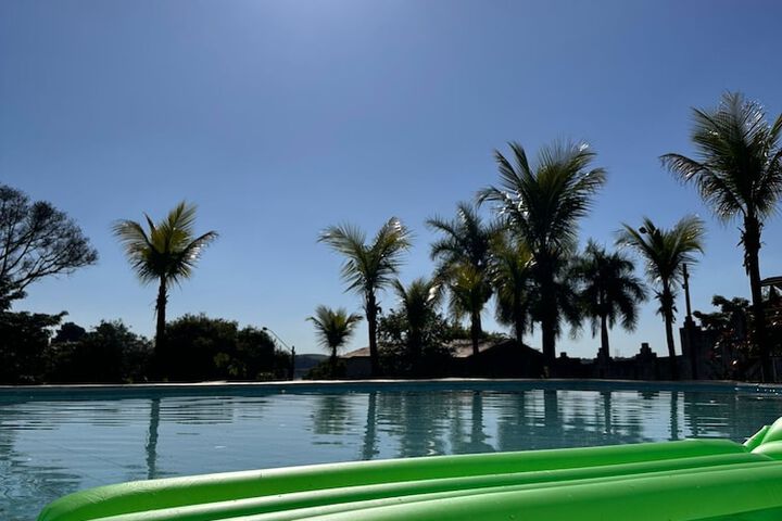 Pool 12 of 21