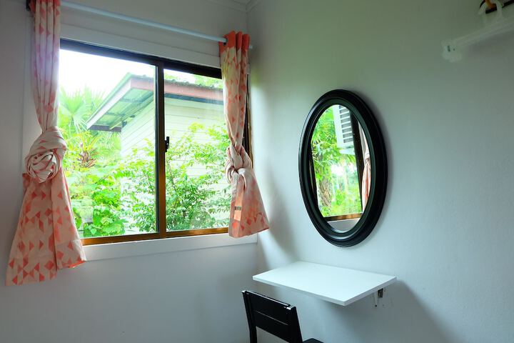 Room 18 of 34