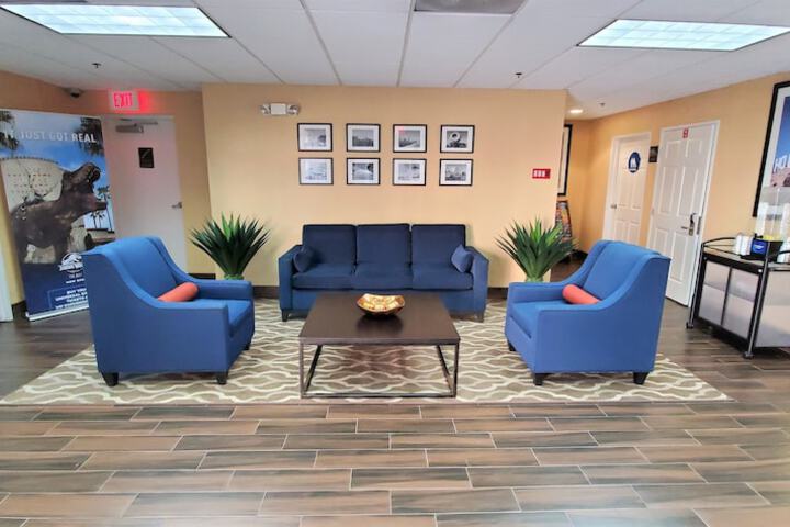 Lobby sitting area
