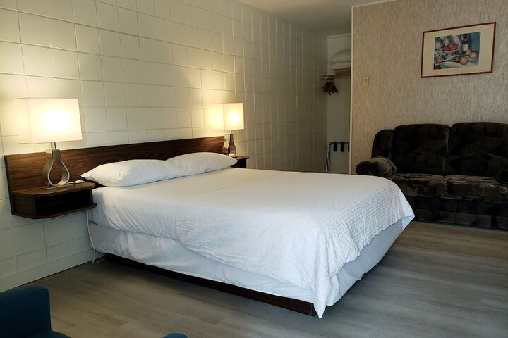Room 26 of 81