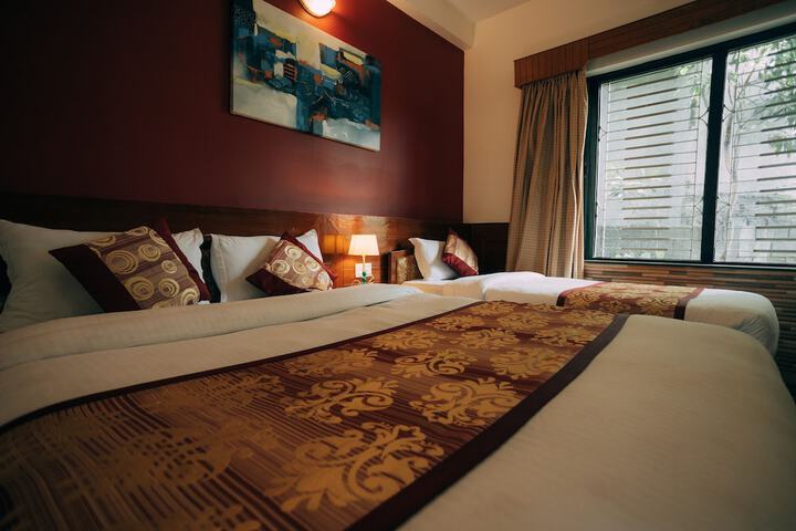Room 43 of 157