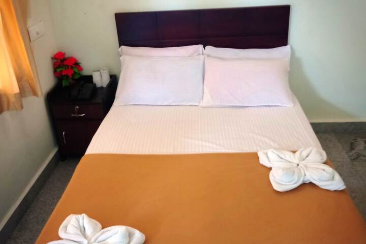 Room 18 of 33