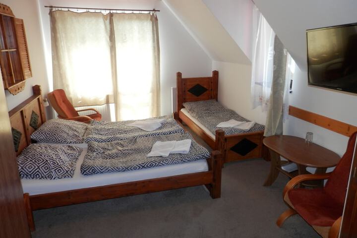 Room 2 of 56