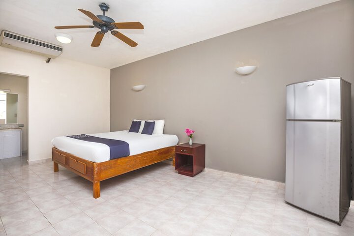 Room 9 of 37