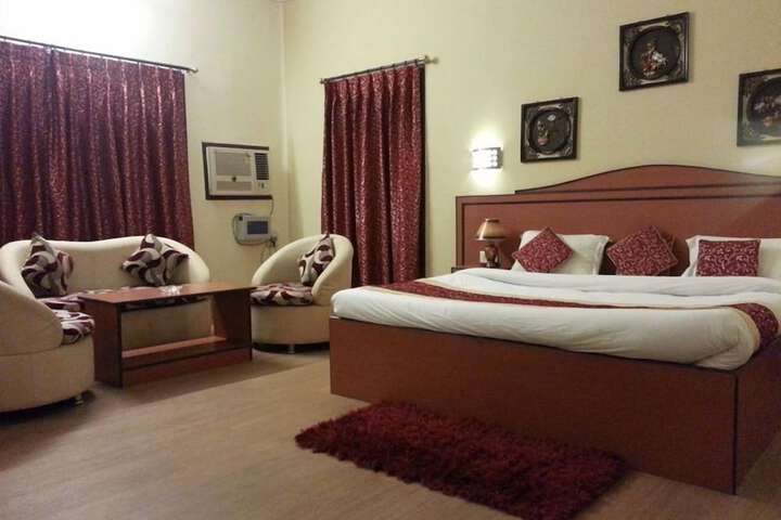 Room 5 of 41