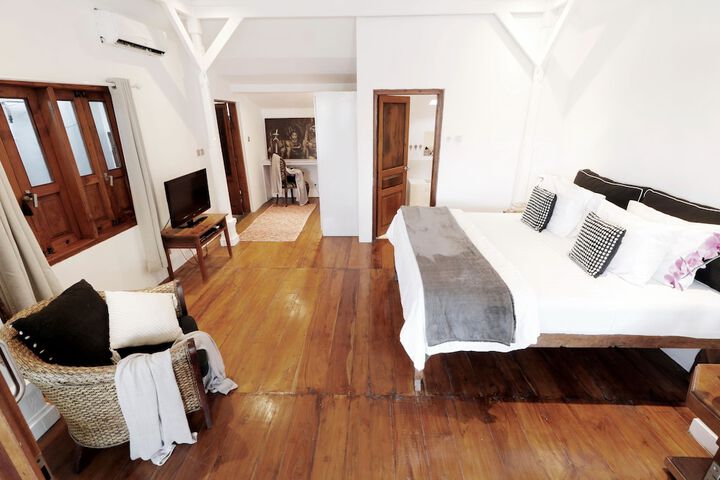 Room 12 of 95