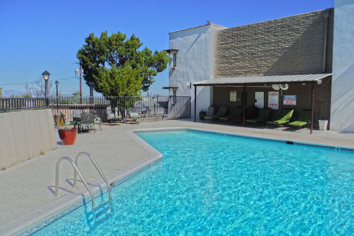 Pools & Facilities