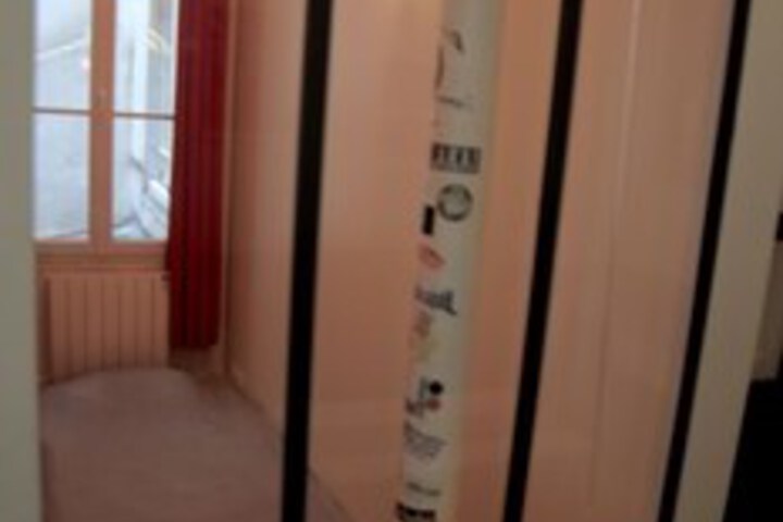 Room 19 of 25