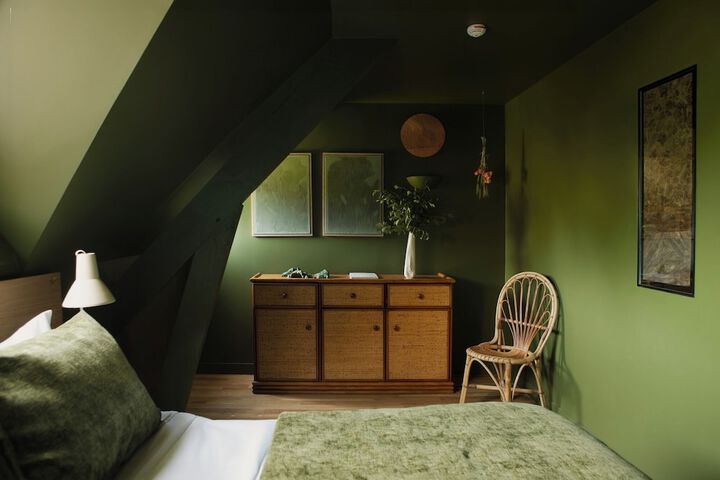 Room 14 of 71