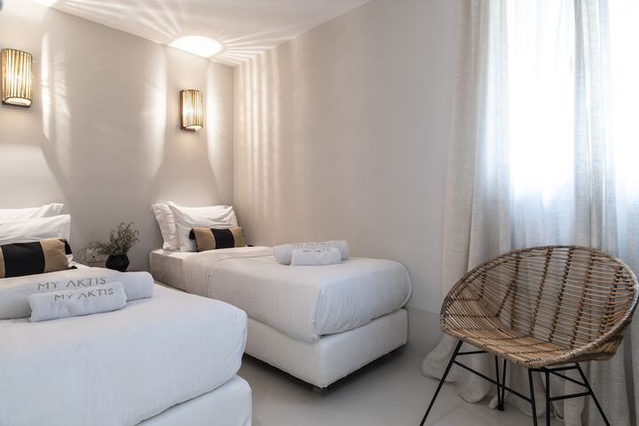Room 16 of 173