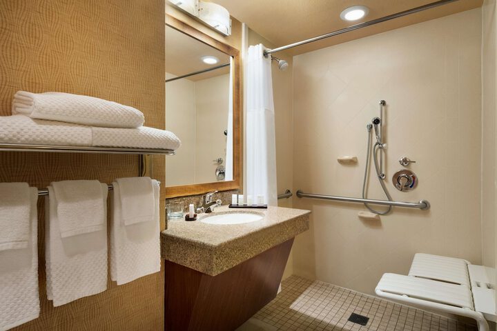 Bathroom shower