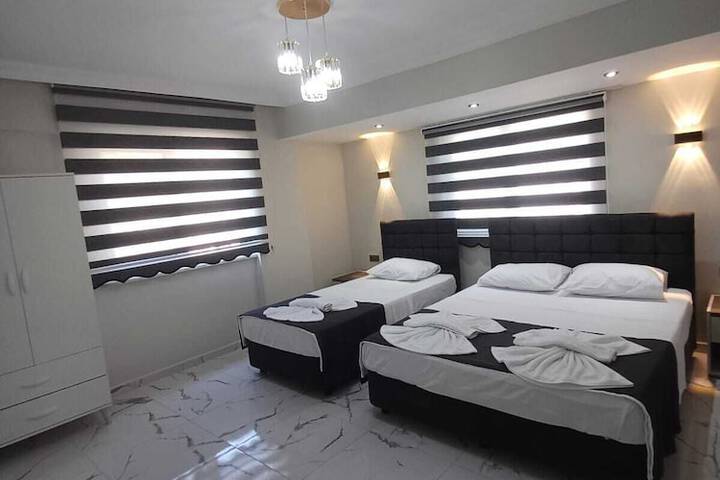 Room 5 of 35