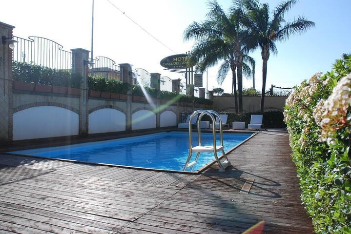 Pool Hotel
